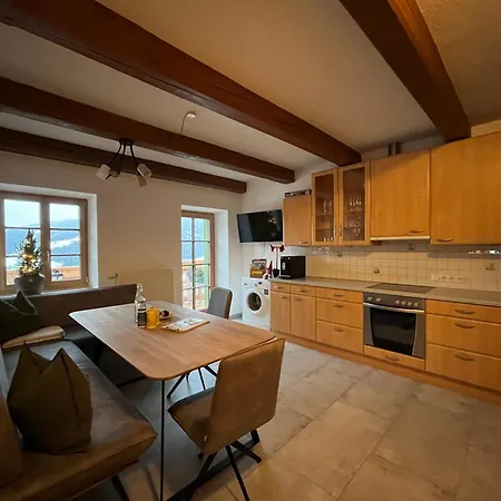 Farm stay Biohof Laussnitzer In Rennweg *